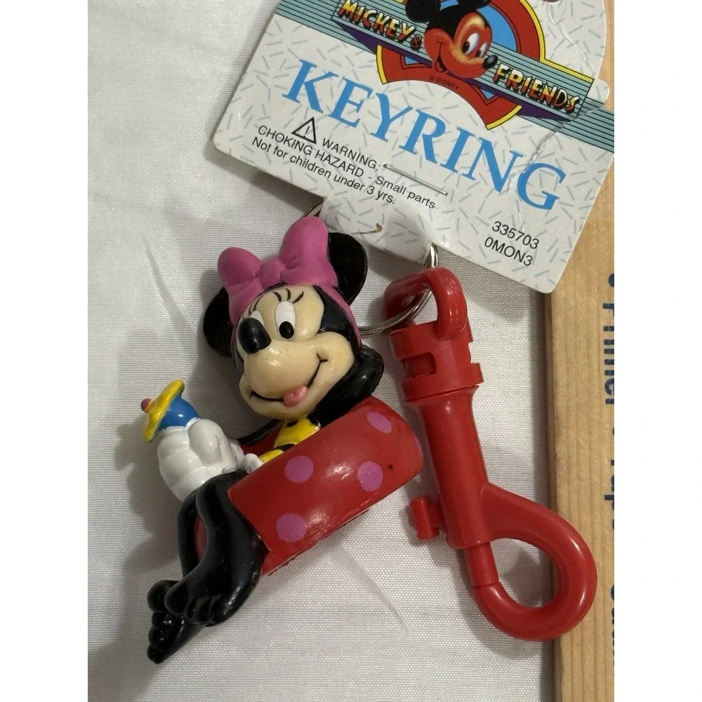 Mickey Mouse‎ Lot of  12 Vintage Figurine Keychains And 1996 Metal Tin And Clips